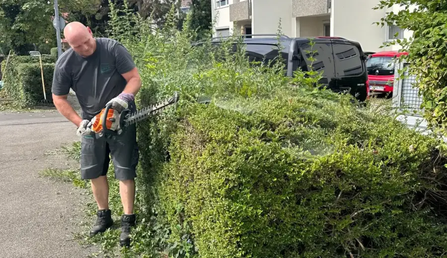 Gartenarbeit Korte Gebäudereinigung Reutlingen